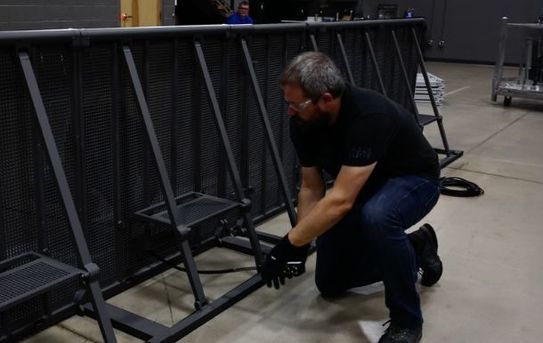 Concert Barricade | Cable Path | Black