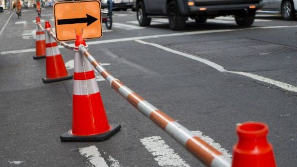 Telescoping Cone Bar