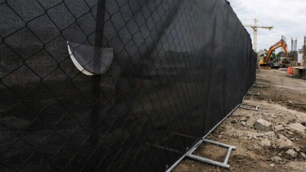 Block 85 Privacy Screen | Half-Moon Wind Vents
