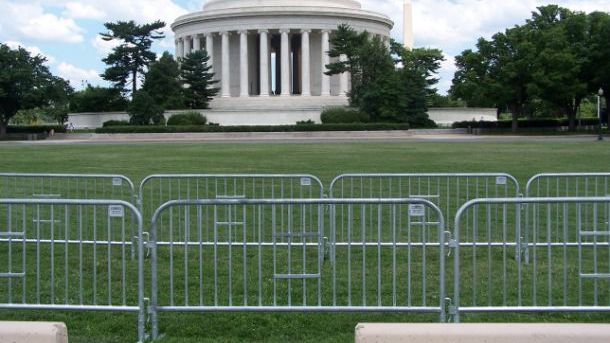 7.5 ft Metal Barricade | Feet Options | Heavy-Duty