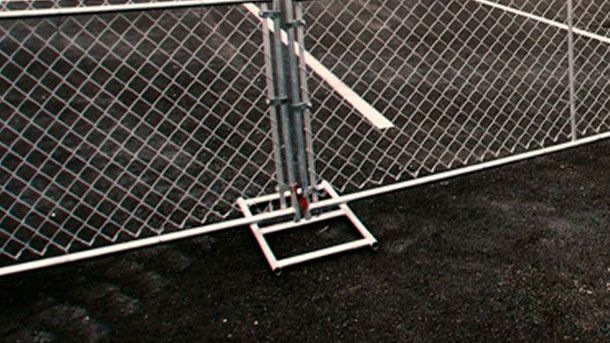 Metal Stand for Temporary Fences