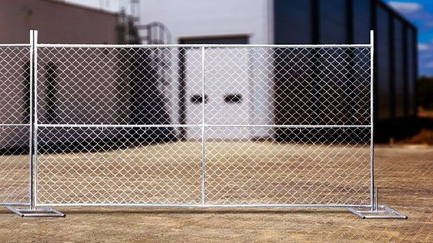 versa-chain-link-6x12-pre-galvanized-fence-screen-application-ss-p-4