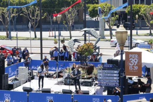 Outdoor performance surrounded by SONCO barricades