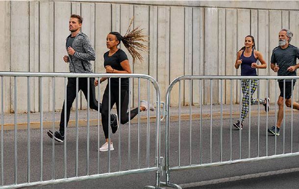 8-ft-lineguard-s-400-galvanized-crowd-control-barriers-application-ss-p-4
