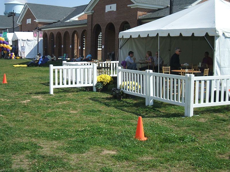 Vinyl Event Fence - Flat Top